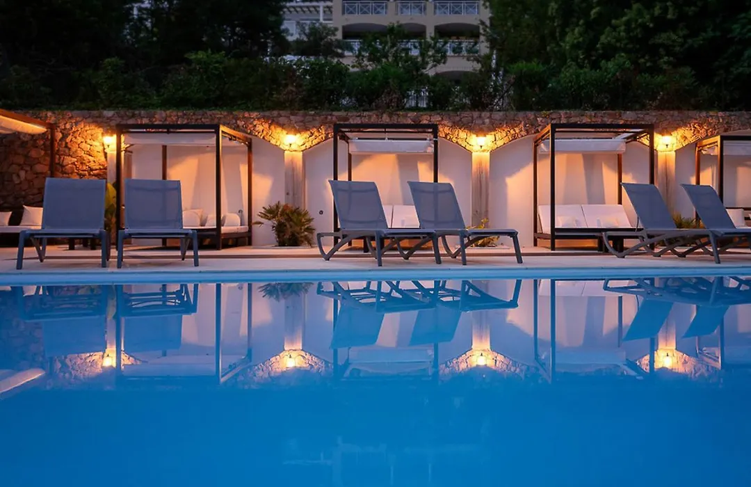 Hotel Chateau De La Tour Cannes-1